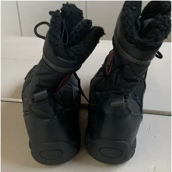 Totes Boots Womens Size 8 Black Winter Survivor Quilted Ankle Snow Faux Fur Zip - Picture 4 of 10